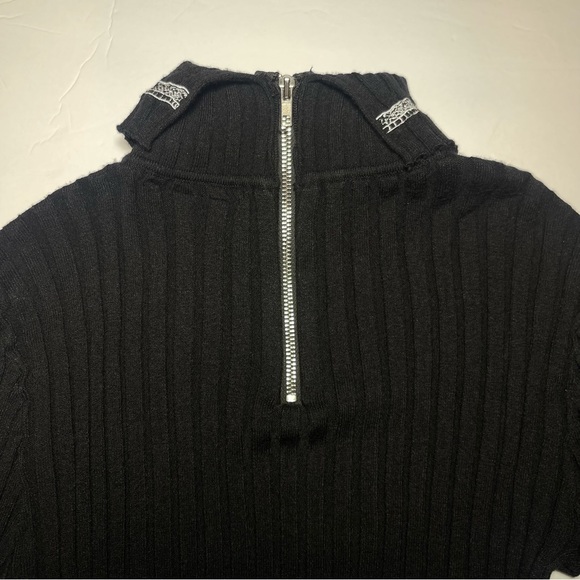 Jawbreaker Dead End Snake Embroidered Turtle Neck Gothic Black Sweater Sz M(US6) - Picture 8 of 10